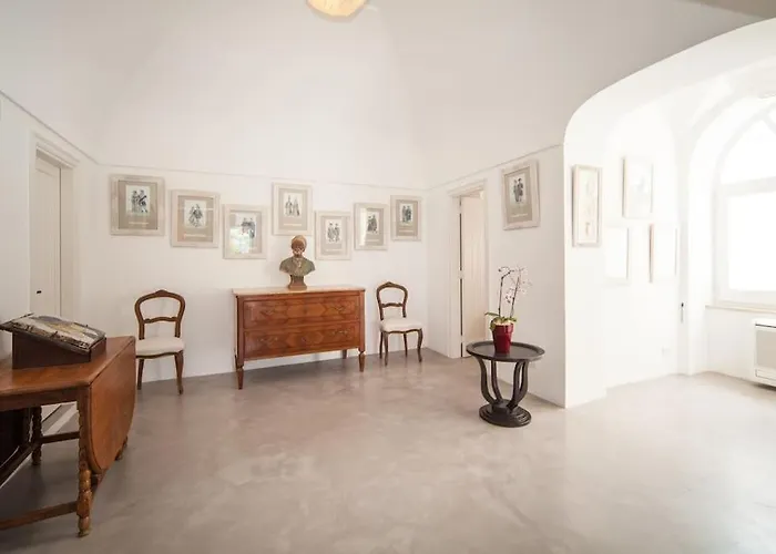 Casa Eolo كابري